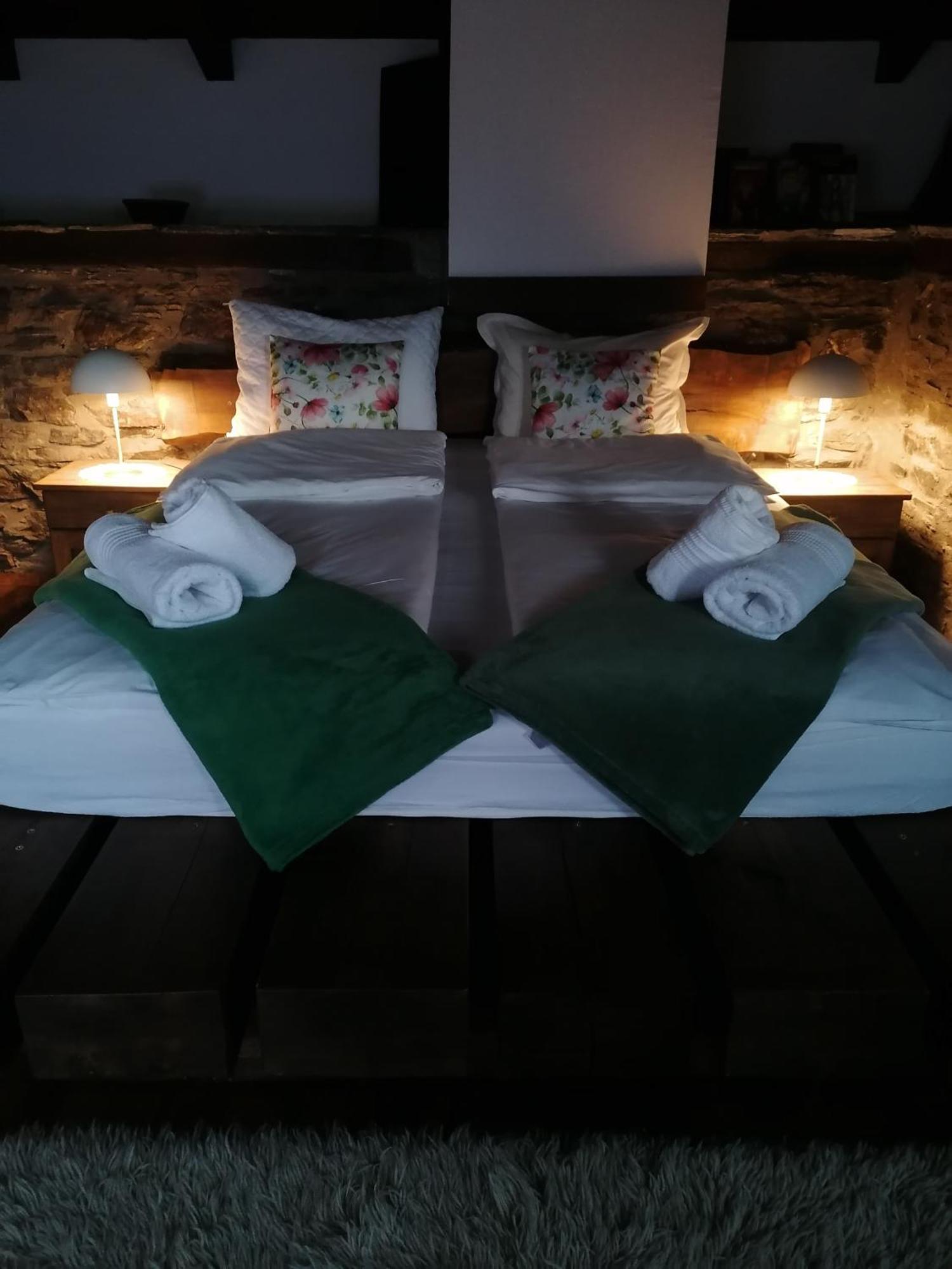 Yancheva Guest House Delchevo Pokoj fotografie